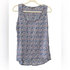 The North Face Blue and White Patterned Tank Top Size Small
